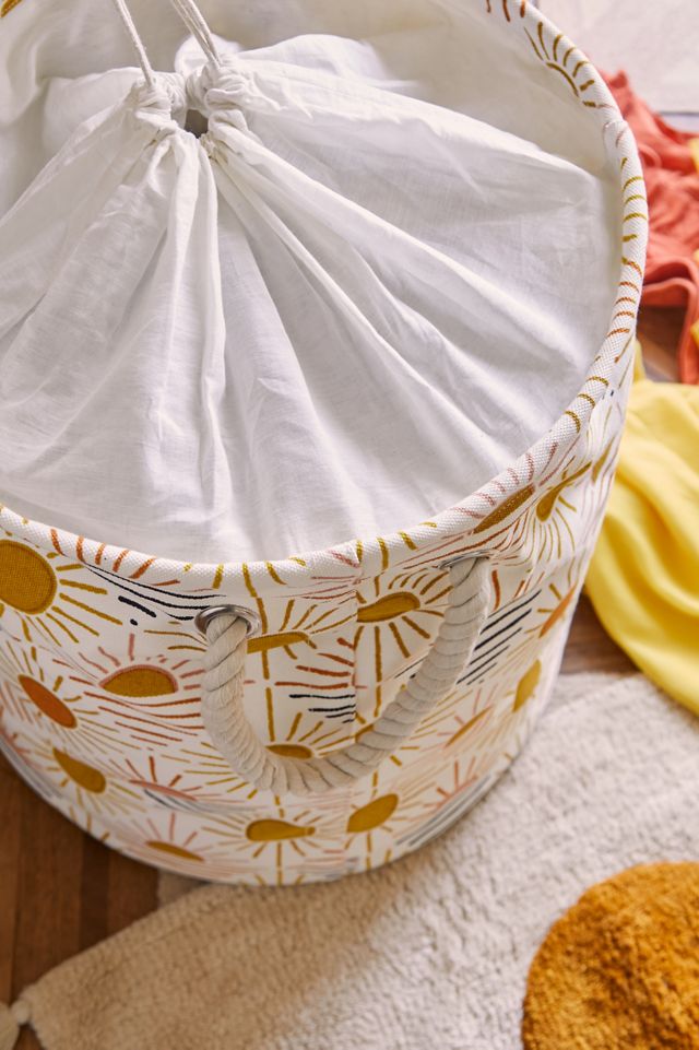 Geo Sun Laundry Basket | Urban Outfitters ES
