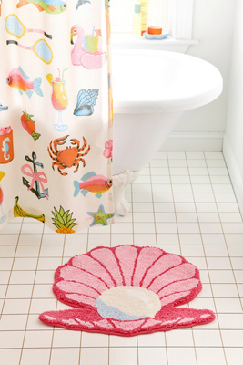 Clam Shell Bath Mat | Urban Outfitters UK