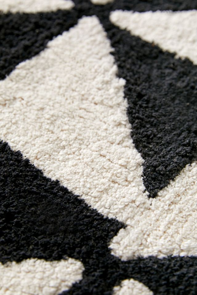 Pinwheel Bath Mat  #1