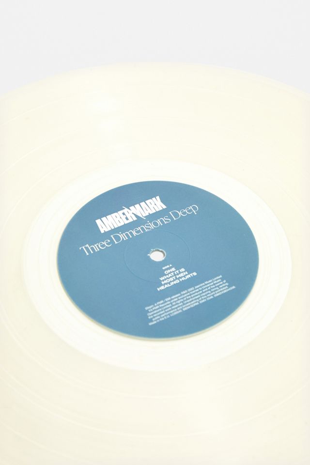 Amber Mark - Tres Dimensiones Deep LP #1