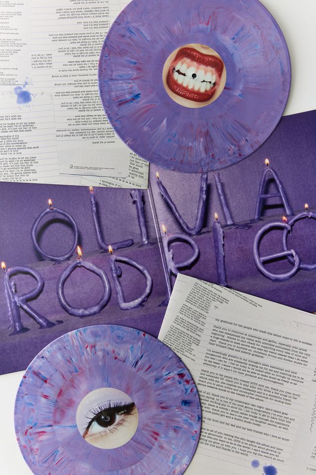 Olivia Rodrigo - Guts LP Exclusif UK | Urban Outfitters FR