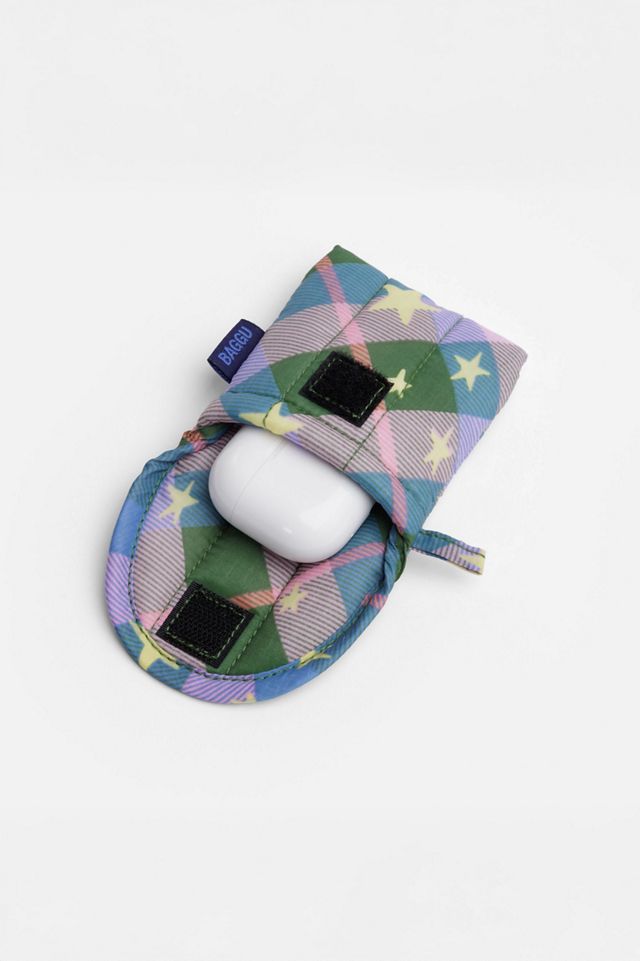 BAGGU Plaid Star Puffy Earbuds Case #1