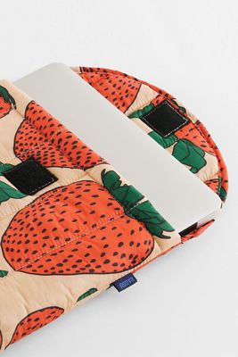 BAGGU Strawberry 13" Laptop Sleeve