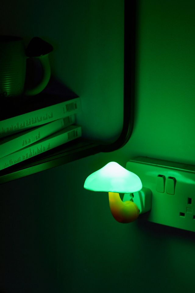 Wild Mushroom UO Exclusive Plug-In Nightlight  #4