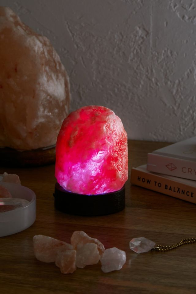 Urban outfitters himalayan on sale salt lamp