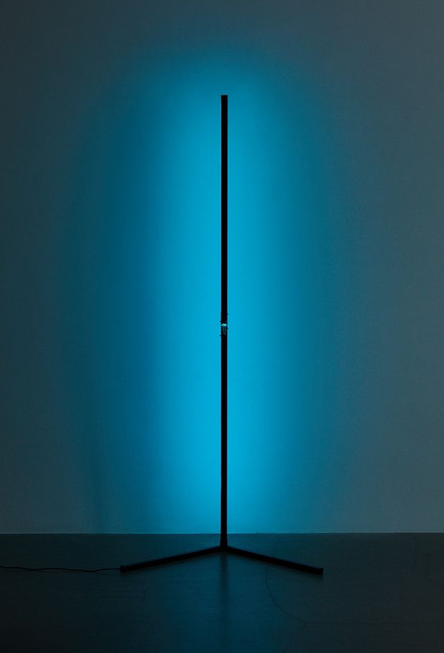Mini lampadaire de coin aux couleurs changeantes #2