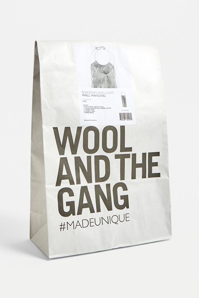 Wool And The Gang - Kit applique murale en macramé Shadows and Light #1