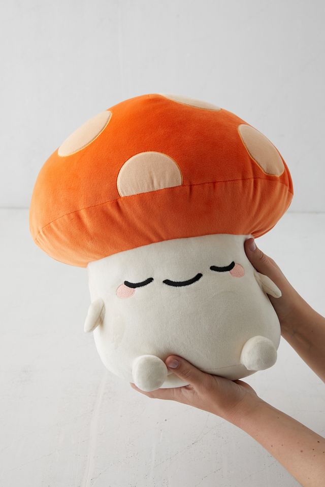 Smoko Kai Champiñón Gigante Mochi Peluche Urban Outfitters ES
