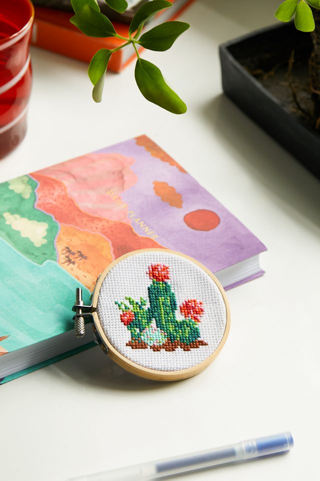 Cactus - Mini Cross Stitch Embroidery Kit