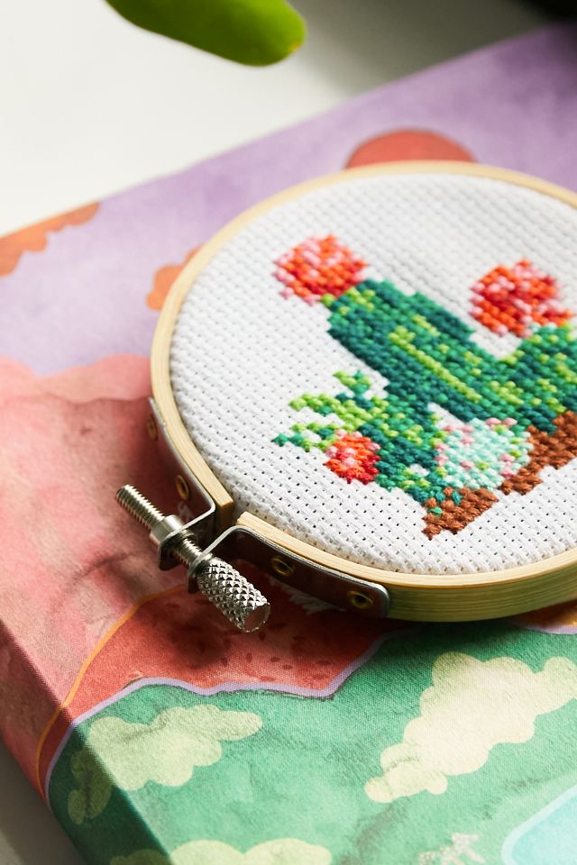 Cactus Mini Cross-Stitch Embroidery Kit #4