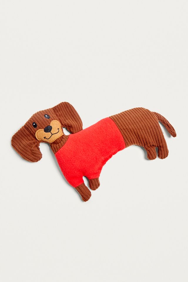 Huggable HeatUp Dachshund Cushion Urban Outfitters DE