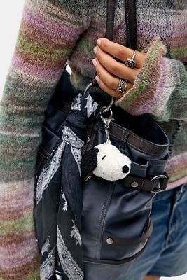 UO Snoopy Boucle Keyring