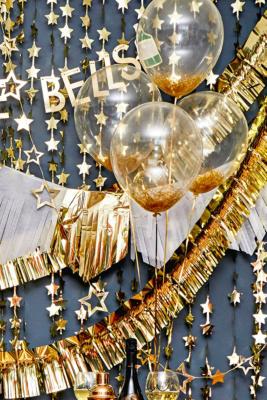 Ginger Ray Gold Angel Confetti Balloon Set | Urban Outfitters UK