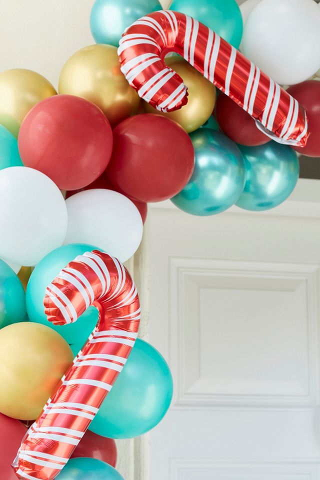 Ginger Ray – Weihnachtsbogen aus Ballonen und Zuckerstangen #1