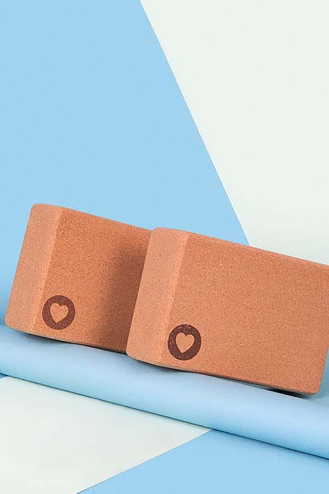 Con cada bloque de yoga Atom Cork #1