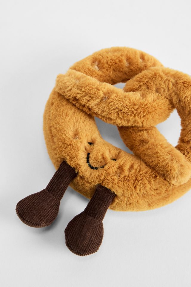 Jellycat Amuseable Pretzel Charm Plush Keyring