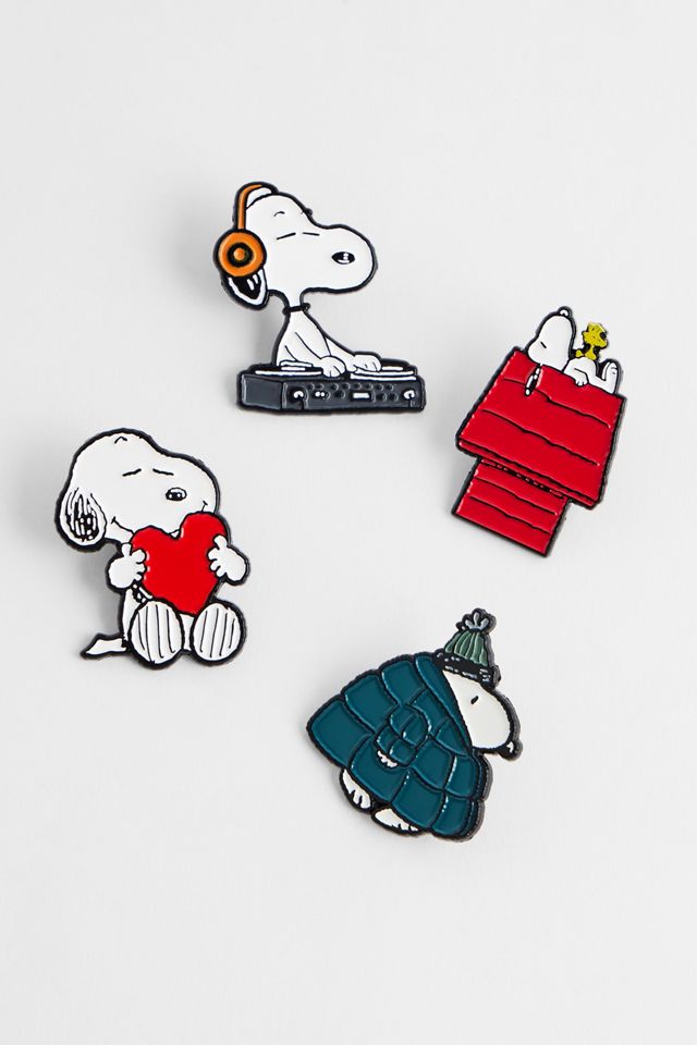 Peanuts Friends Pin #1