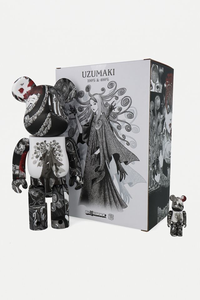 BE@RBRICK Juego de figuras Junji ITO 400% y 100% | Urban Outfitters ES
