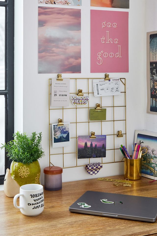 Gold Wire Wall Grid, FREE Clips, School Gold Photo Mesh