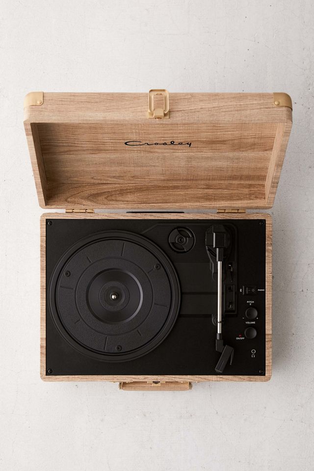 Crosley UO Exclusive Cruiser Wood-Effect Bluetooth Record Player #2