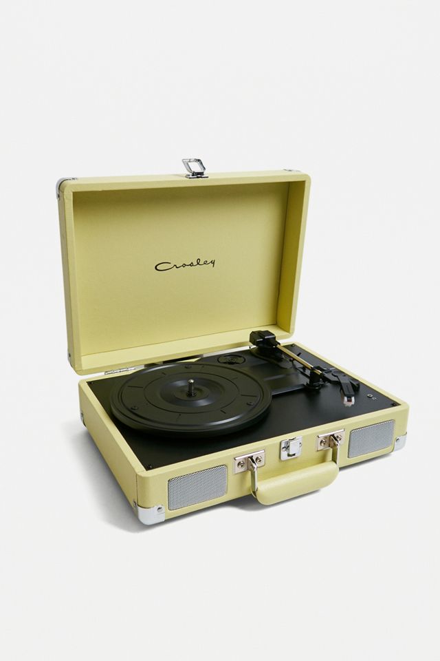 Crosley Cruiser Apple Green Bluetooth Record Player | Urban Outfitters UK