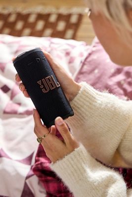 JBL Black Grip Bluetooth Speaker