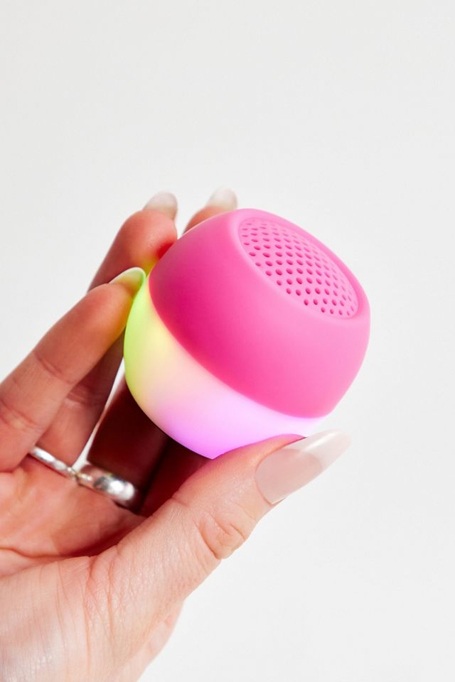 SOLO 30€ per questa cassa Bluetooth impermeabile con luci LED! (-50%) - Tom's Hardware