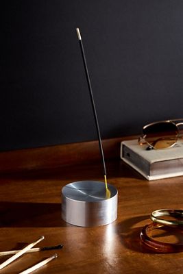 Very Goods Studio Nao Incense Holder