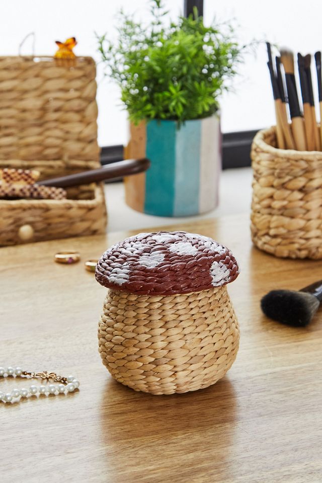 Small Mushroom Woven Pot