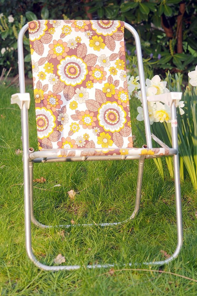 Urban Renewal Vintage 70s Floral Print Deck Chair #2