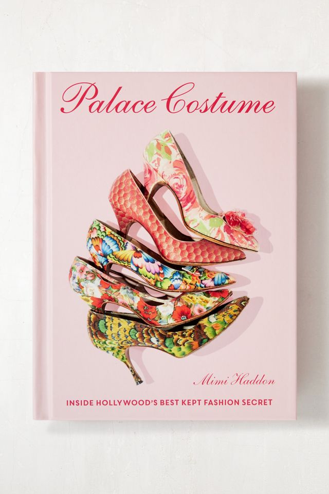 Palace Costume Les Secrets de Mode les Mieux Gardés d'Hollywood Par