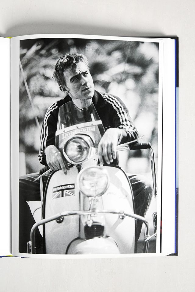 While We Were Getting High: Britpop & the '90s avec des photographies inédites de Kevin Cummins #1