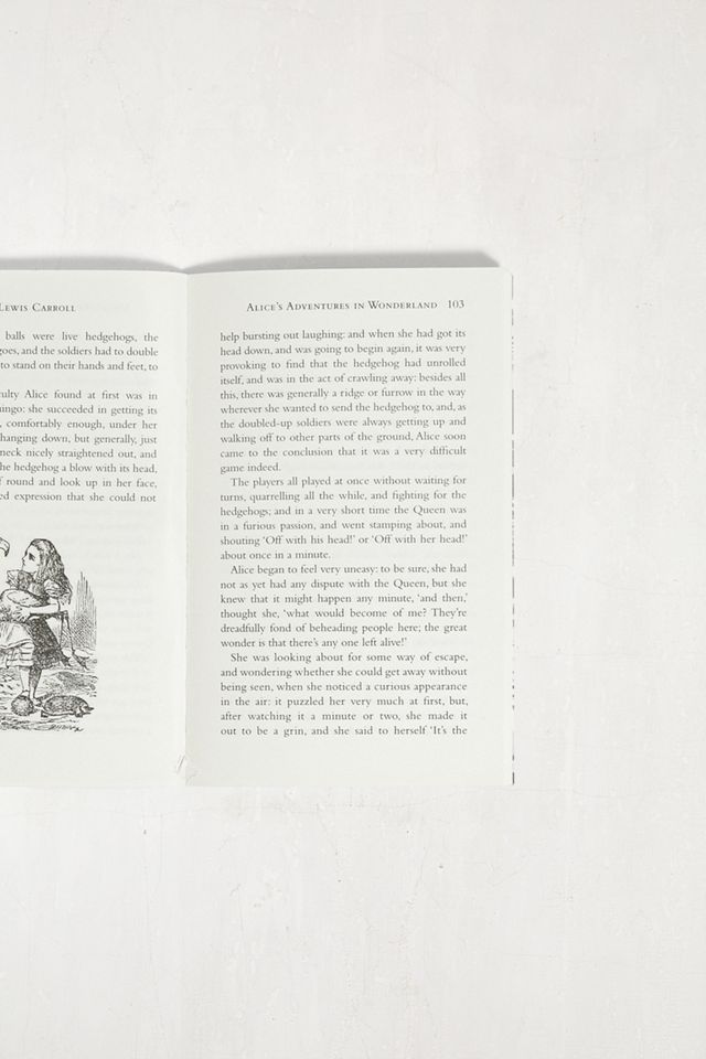 Lewis Carroll – Buch „Alice's Adventures in Wonderland“ #1