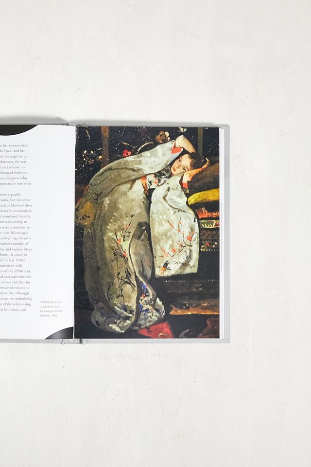 Little Book of Balenciaga: The Story Of The Iconic Fashion House