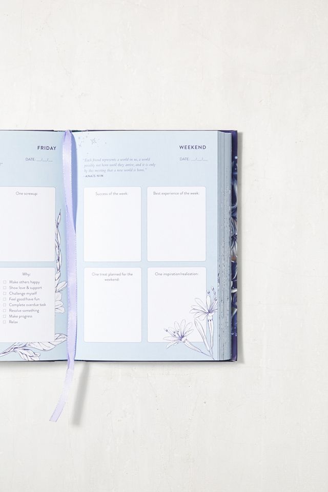 The Bedtime Journal: Two Minutes Each Night for Restful Sleep By Leahanne Thomas #1
