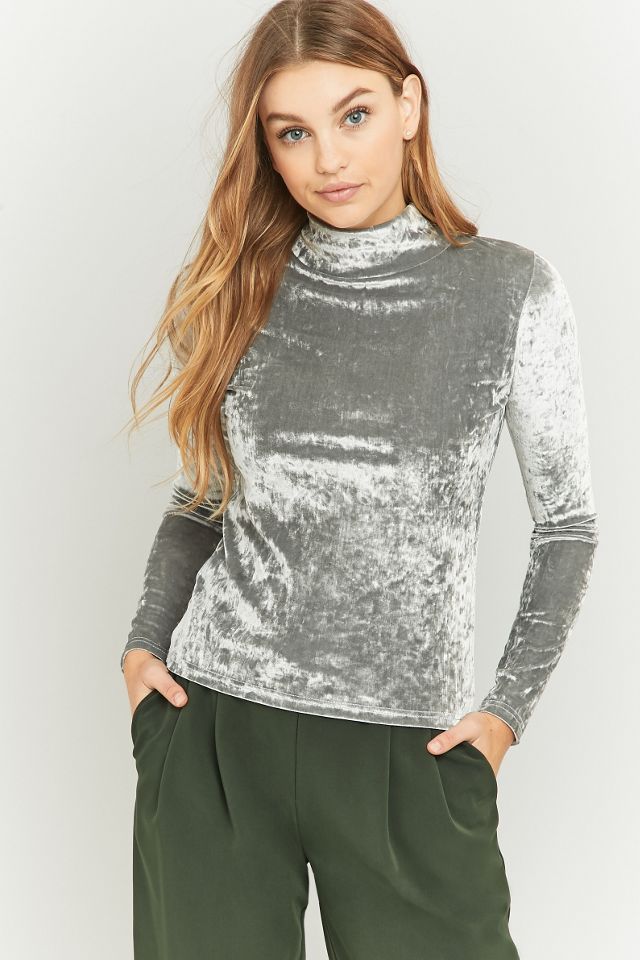 Pins & Needles Crushed Velvet Turtleneck Top #4