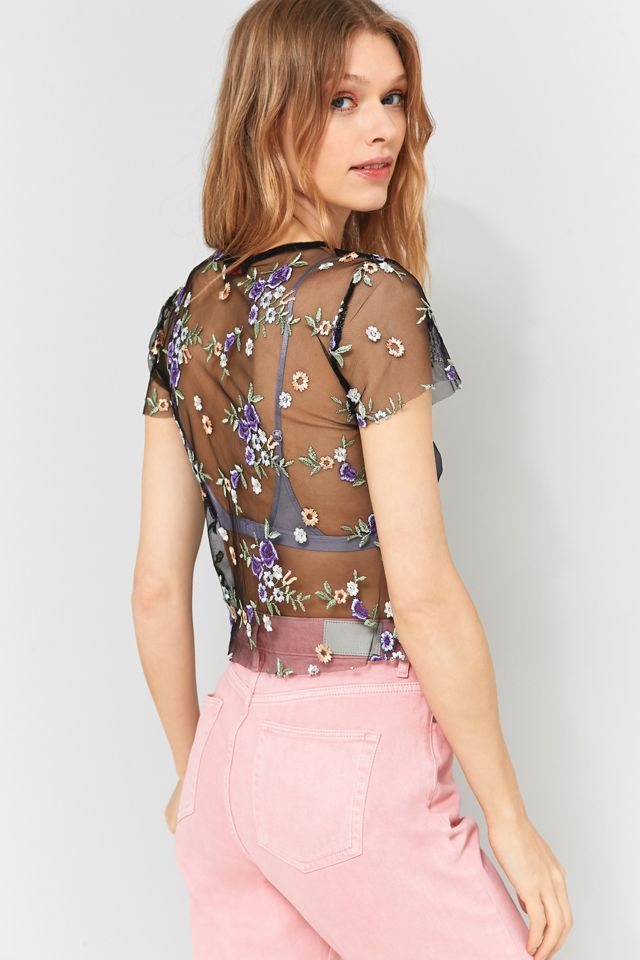 Pins & Needles – Crop Top aus Netzstoff mit Blumenstickereien #3