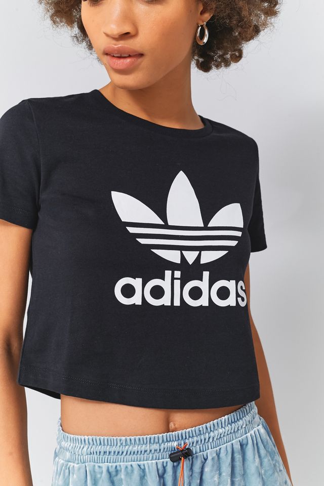 adidas Originals Trefoil Nero Cropped T-Shirt #5