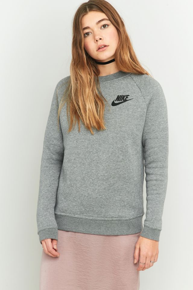 Nike rally grey crew neck sweatshirt hotsell