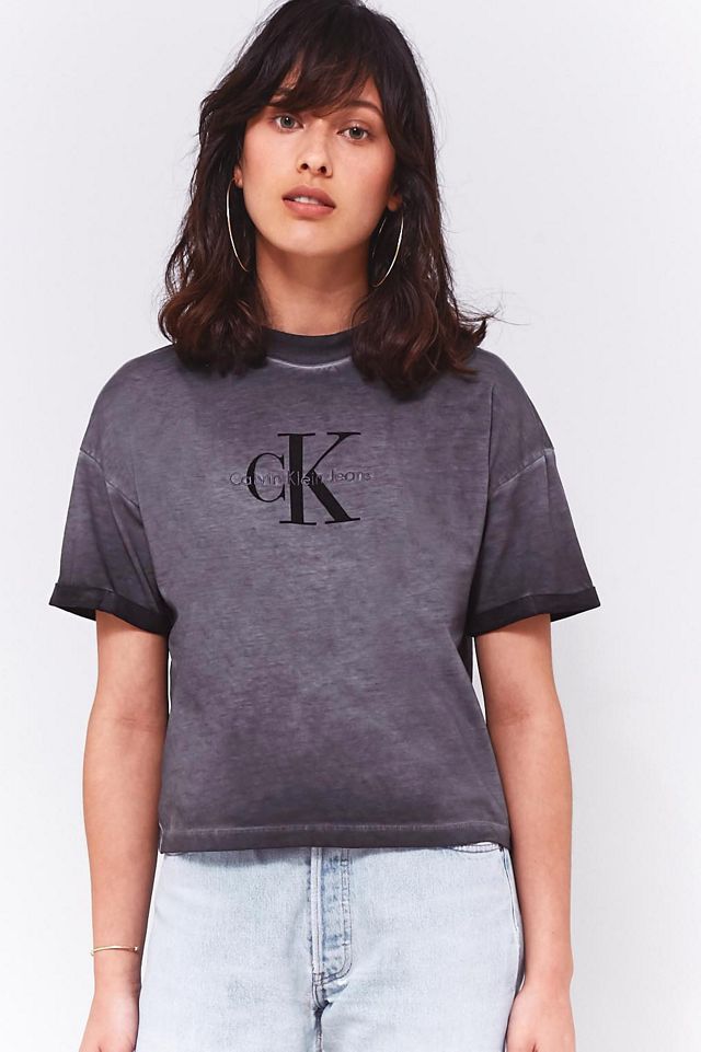 CALVIN KLEIN JEANS - Women's slim T-shirt with logo - Black - OT