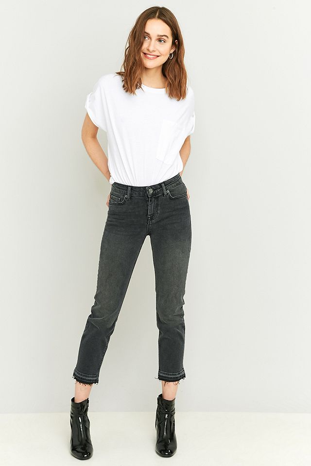 BDG Axyl Worn Cropped Slim Jeans | Urban Outfitters UK