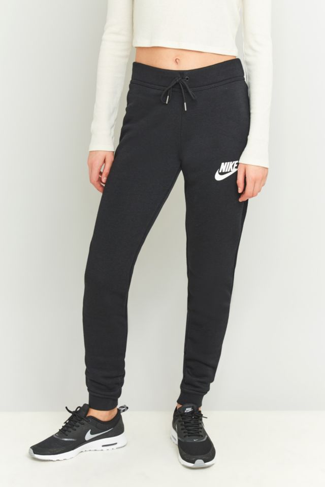 Nike rally hot sale women's joggers