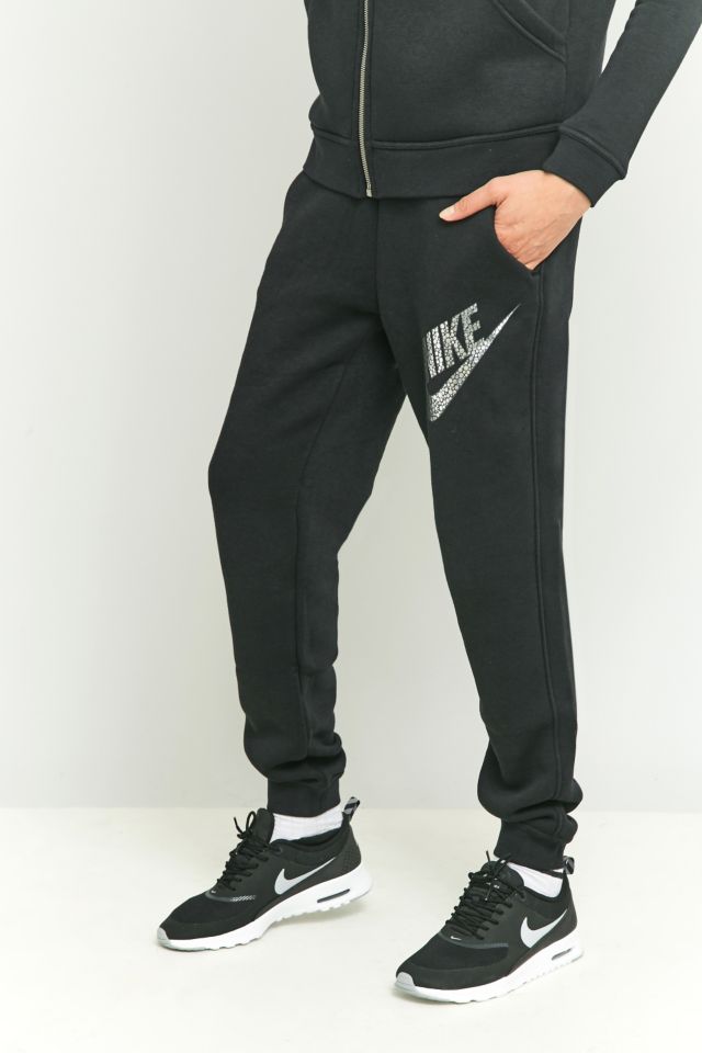 Nike best sale rally joggers