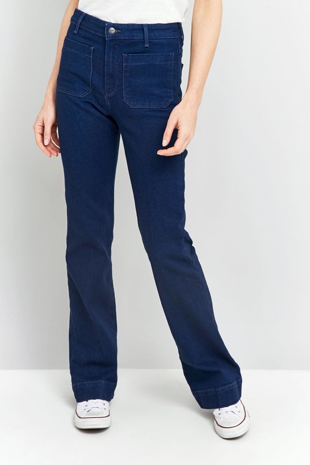 Wrangler Rinse Wash Flare Jeans | Urban Outfitters UK
