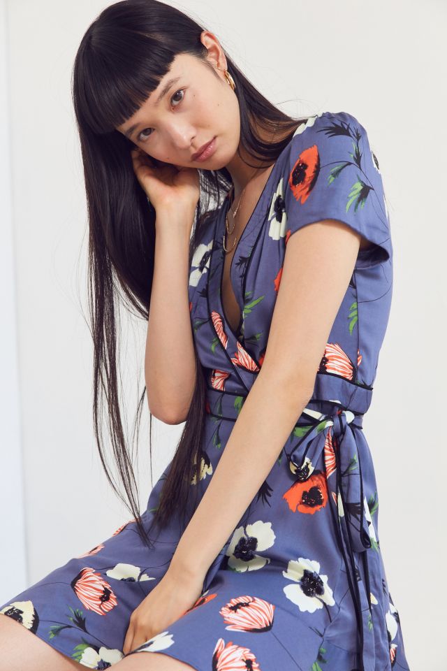 Kimchi blue rita store wrap dress