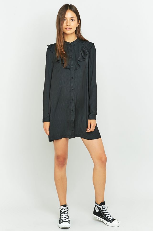 Urban Outfitters - Robe chemise noire à volants #4