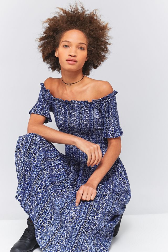 Kimchi Blue Picnic Blue Floral Smocked Off-The-Shoulder Midi Dress #5