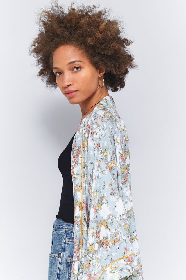 Urban Outfitters - Kimono à fleurs effet ombré #5