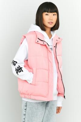 urban outfitters pink puffer