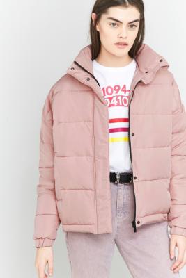 urban outfitters pink puffer